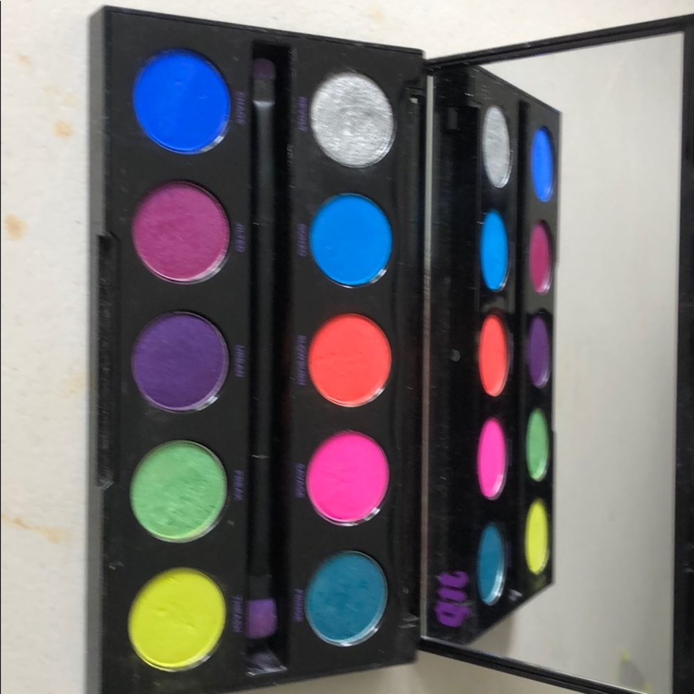 Urban decay eyeshadow